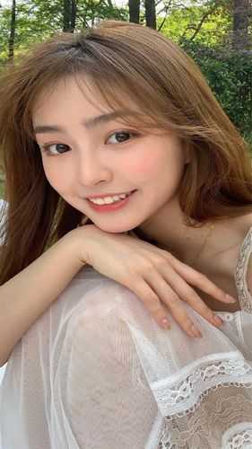 小说全集年仅五岁半，你却让我听政？