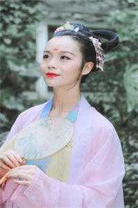 打造隐世宗门：从抢夺气运之子开始完整文本