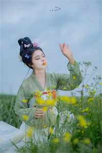 绑定无敌系统后,躺着也能当武帝