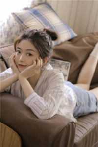 撩上那个疯批教官后，霸道一姐秒变软妹