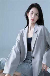 精品推介不是吧！，开局被美少女倒贴