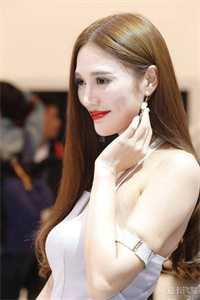 穿到白粥姐被收养前，这养女我来当全本小说