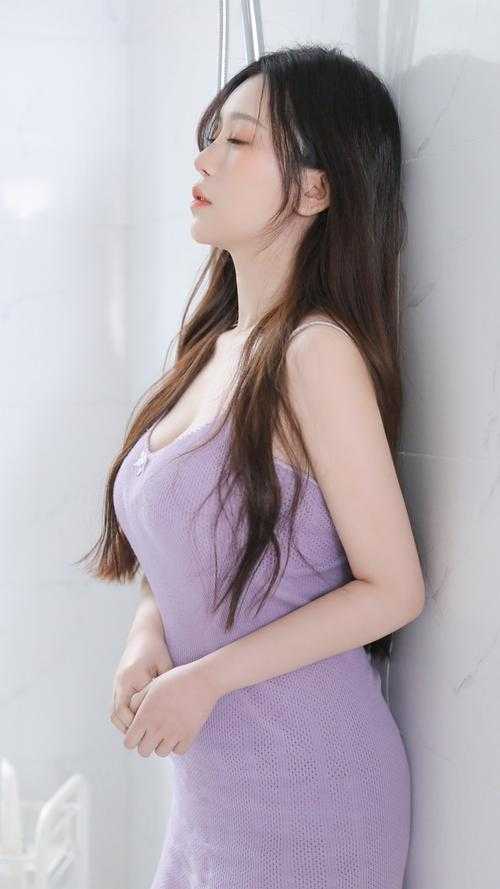 短篇小说惊！疯批女配重生后硬刚穿越女