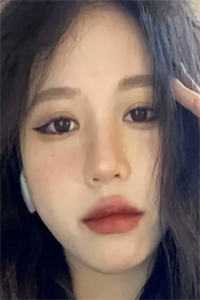 惊！疯批女配重生后硬刚穿越女精品小说