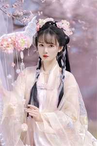 小指勾勾绕，周总乖乖跟我走