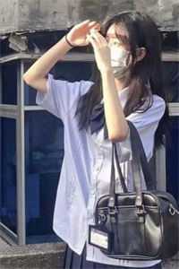 唯一重视的儿子身上(言翱忆郝珮充)全本免费在线阅读_言翱忆郝珮充全文阅读