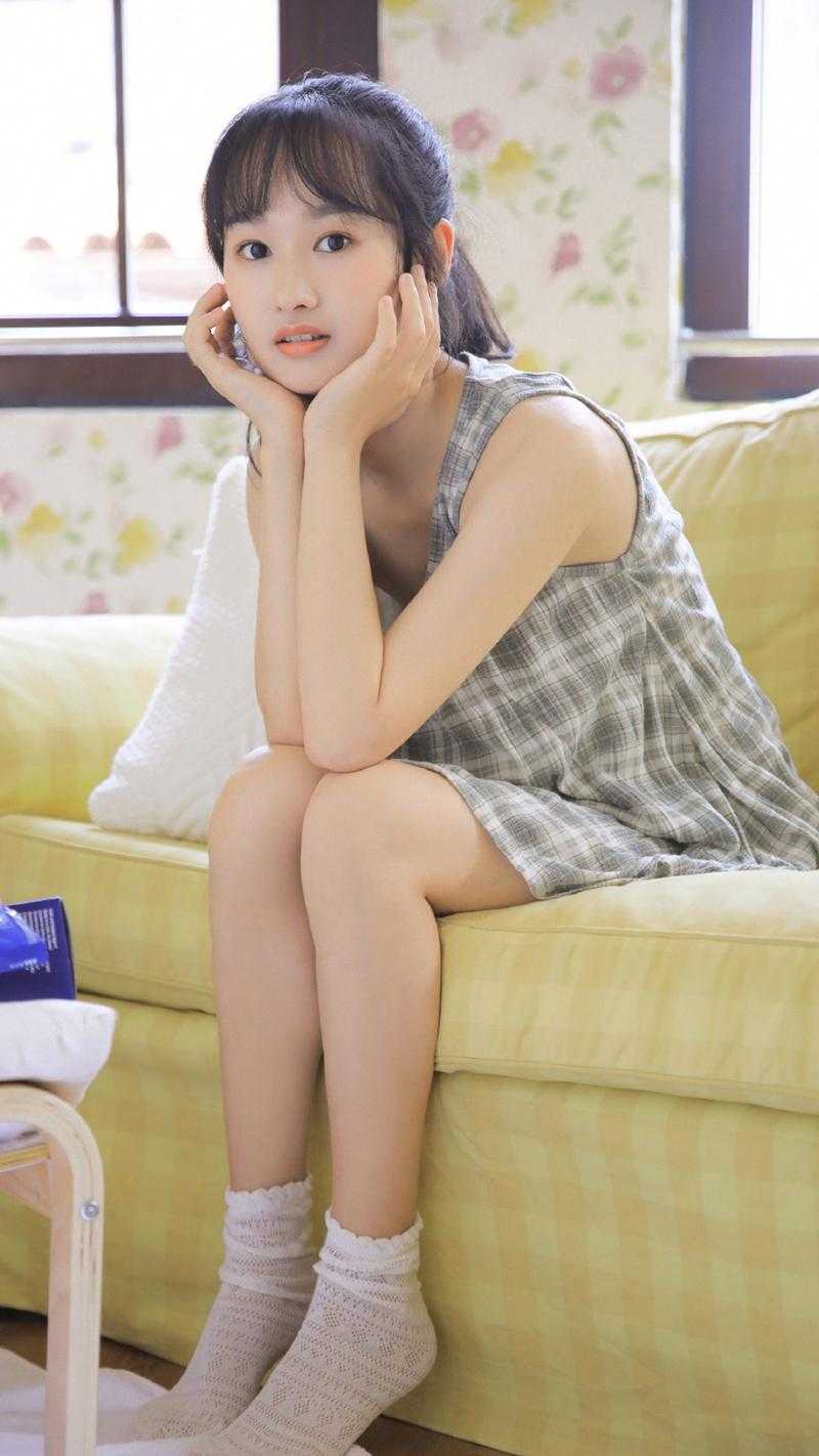 畅销小说转生哥布林，从弑君开始洗礼世界