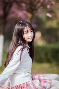 穿成舔狗女配，她被大佬倒追全章节