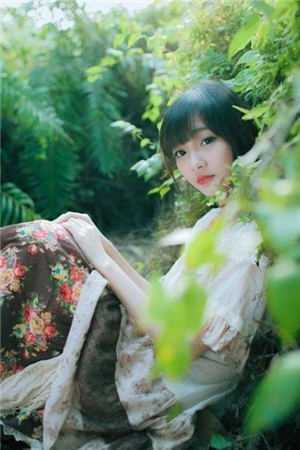 张扬夏雪写的小说风流艳医（草木四月天）最新章节列表