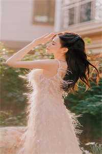 《八零军医改嫁后，糙汉营长悔疯了林素清沈烈小说》星如雨完结版阅读_星如雨完结版在线阅读